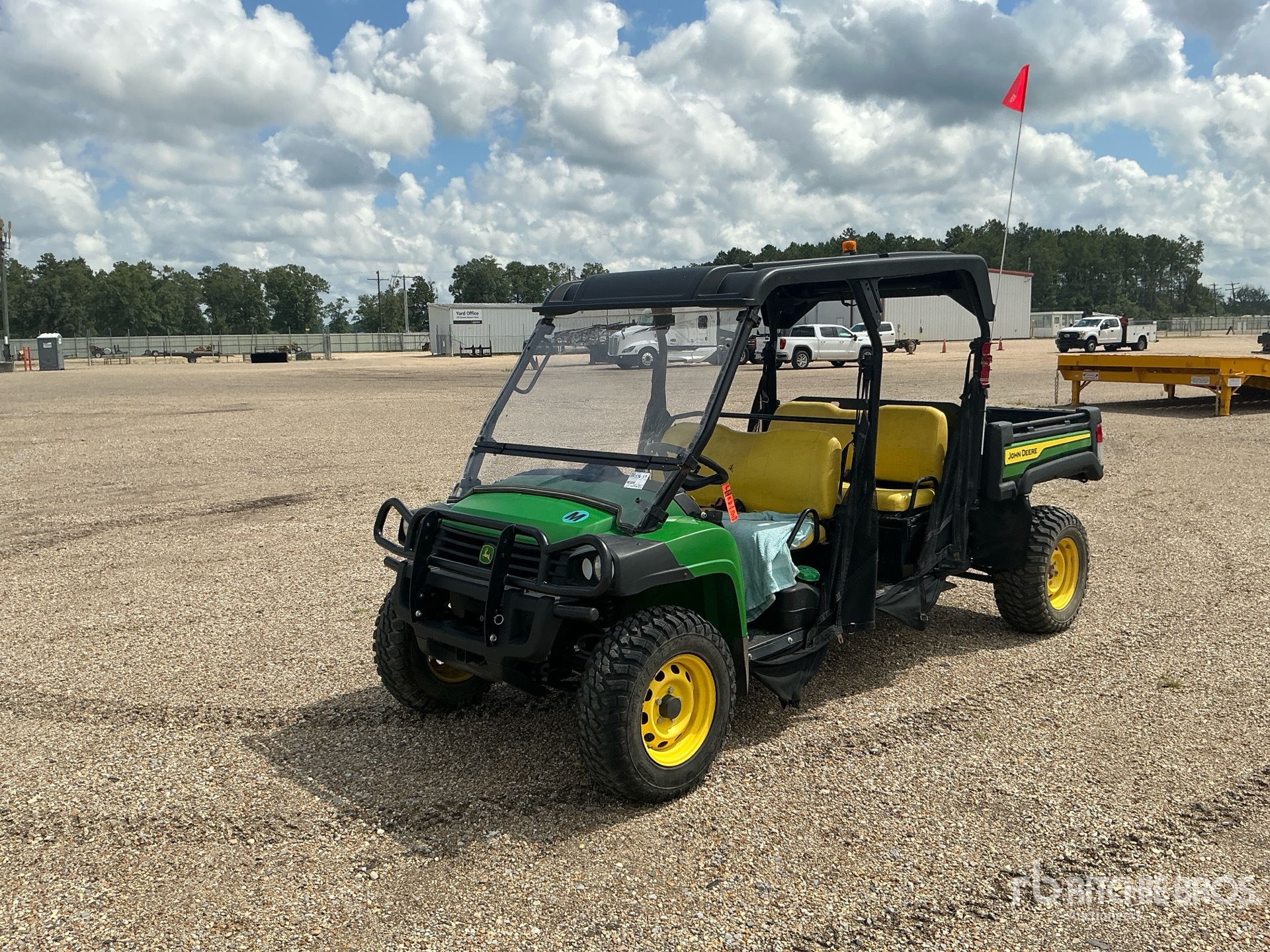 John Deere Gator 4x4 Utility Vehicle