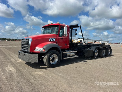 2009 Mack GU813 8x4 Roll-Off Truck