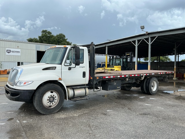 2010 International 4300 Durastar 4x2 Flatbed Truck 2010 International 4300 Durastar 4x2 Flatbed Truck