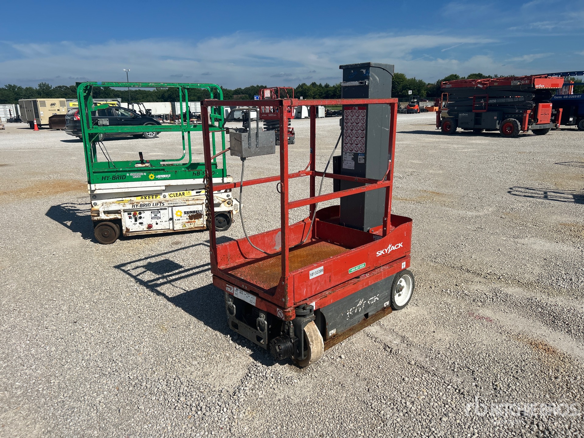 2017 Skyjack SJ12 Vertical Mast Lift