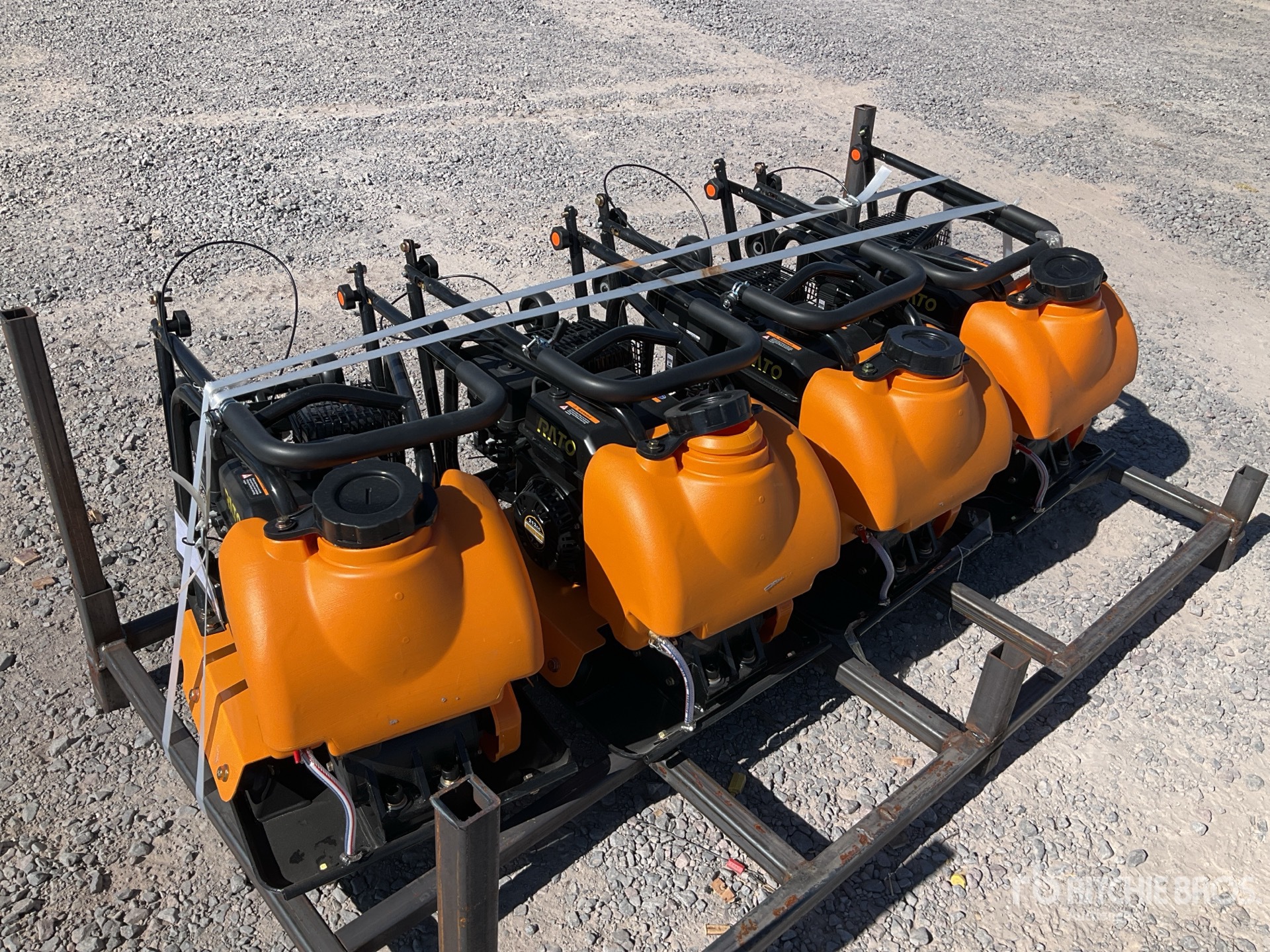 Quantity of (4) 2026 SDLOOL 90 Lote de Compactadores de Plato Vibratorio (Sin Usar) / Vibratory Plate Compactor (Unused)