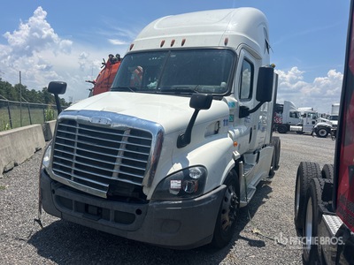 2016 Freightliner Cascadia 113 6x4 Cabeza Tractora Cabina Dormitorio