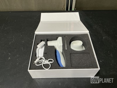 NeurOptics NPi Infrared Pupillometer