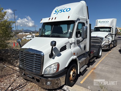 2016 Freightliner CASCADIA 125 4x2 Sleeper Truck Tractor (Inoperable)