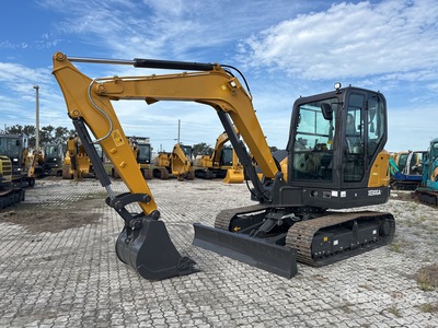 2023 XCMG XE60GA Mini Excavator (Unused)