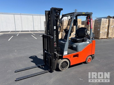2014 (unverified) Toyota 8FG 3000 lb Cushion Tire رافعة شوكية