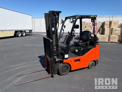 2014 (unverified) Toyota 8FG 3000 lb Cushion Tire رافعة شوكية