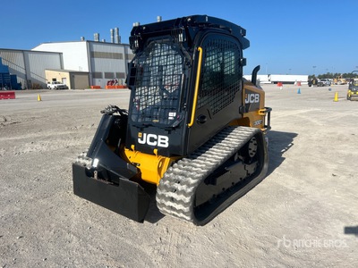 2021 JCB 300T Compact Track Loader
