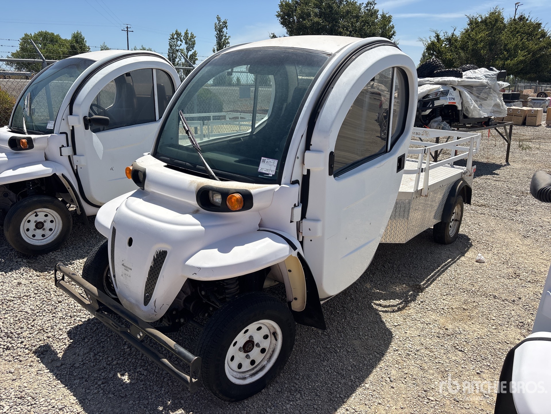 GEM 4x2 Electric Utility Vehicle (Inoperable)