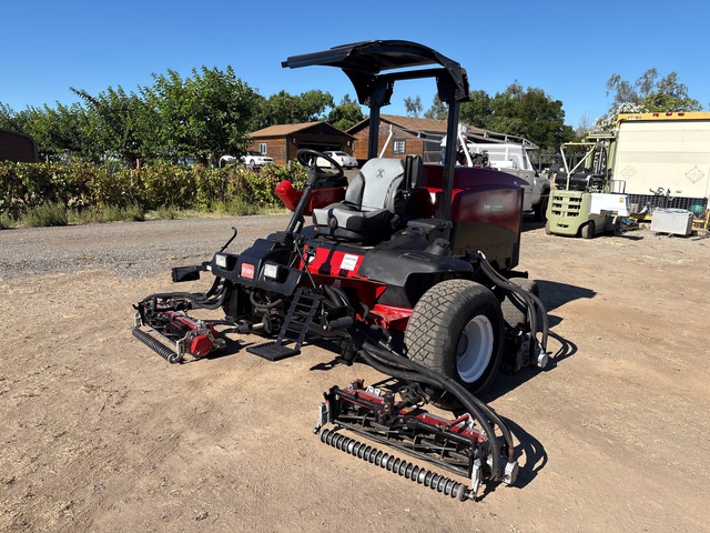 2013 Toro Z Master 7000 4x4 Fairway Mower 2013 Toro Z Master 7000 4x4 Fairway Mower