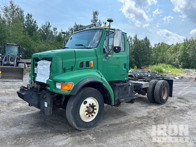 2000 Sterling L7500 4x2 Cab and Chassis