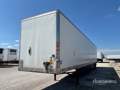 2017 Utility VS2DX 53 ft x 102 in T/A Van Trailer