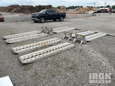 Quantity of (1) Set of Loading Ramps Varios, piezas especiales para remolques