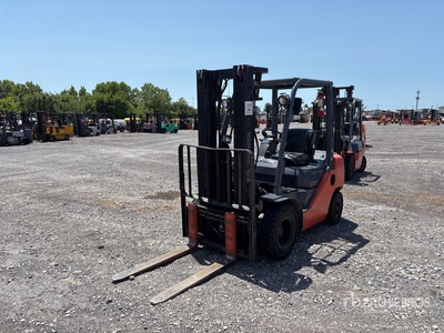 2010 Toyota 8FDU25 4500 lb Pneumatic Tire Forklift