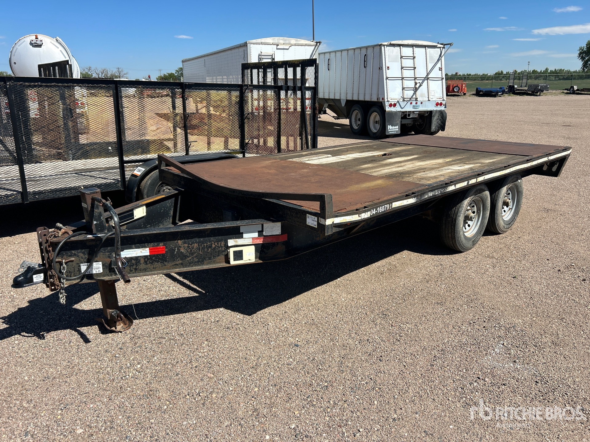2015 Pull Do Trailers 16 ft T/A Equipment Trailer