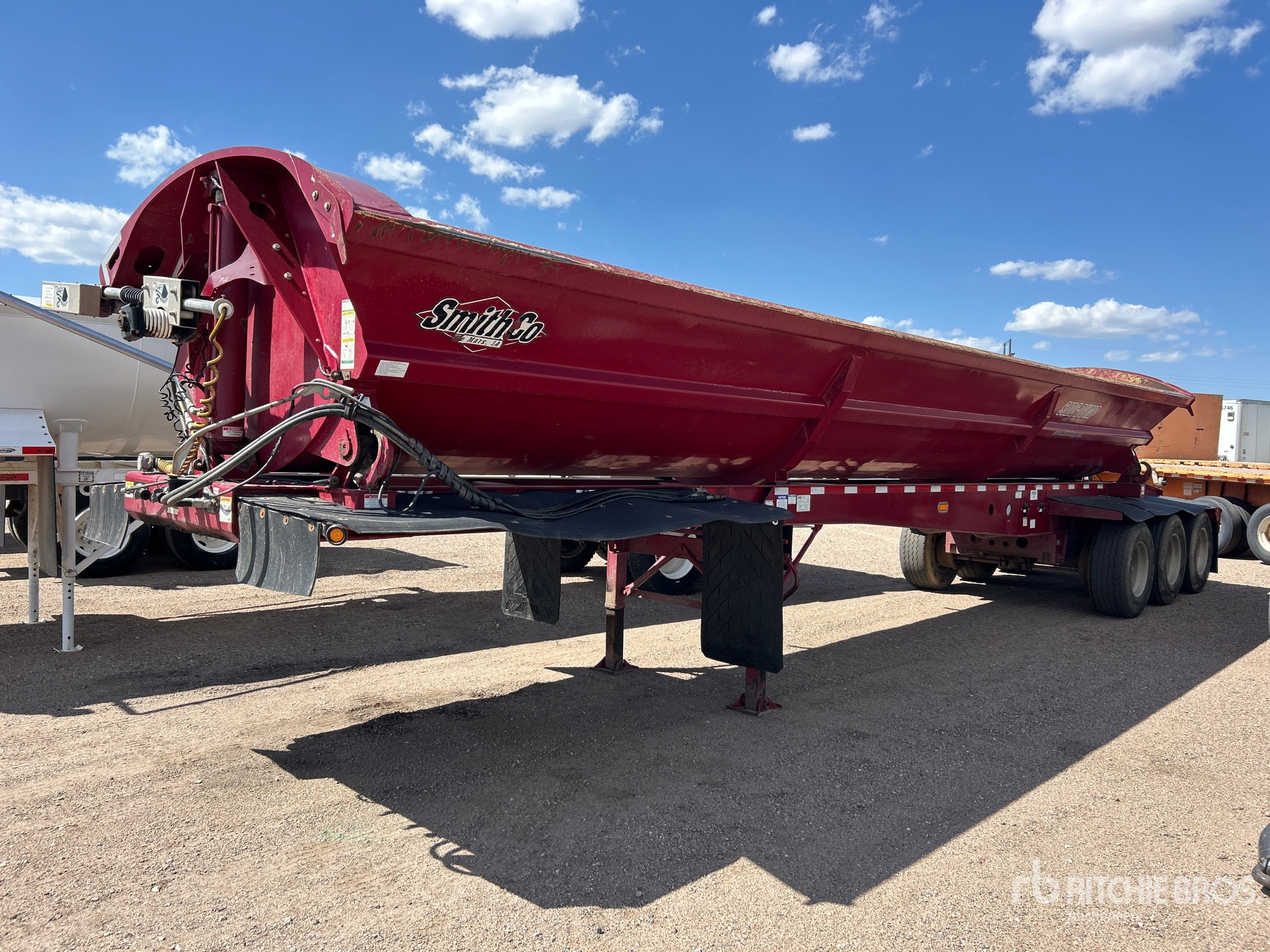 2020 Smithco 34 ft Tri/A Side Dump Trailer