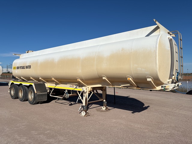 2023 Stonestar 30000 L Tri/A Water Tank Trailer 2023 Stonestar 30000 L Tri/A Water Tank Trailer