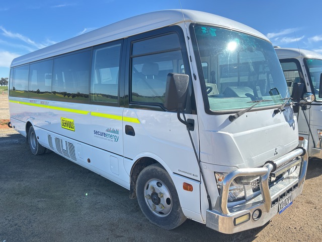 2022 Mitsubishi Fuso Rosa 4x2 25-Seat Bus 2022 Mitsubishi Fuso Rosa 4x2 25-Seat Bus