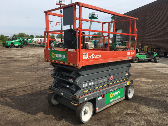 2013 Skyjack SJIII 4632 Electric Scissor Lift