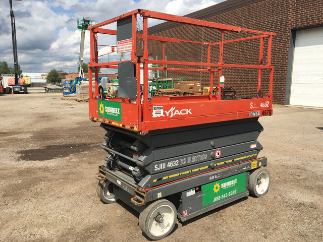 2013 Skyjack SJIII 4632 Electric Scissor Lift