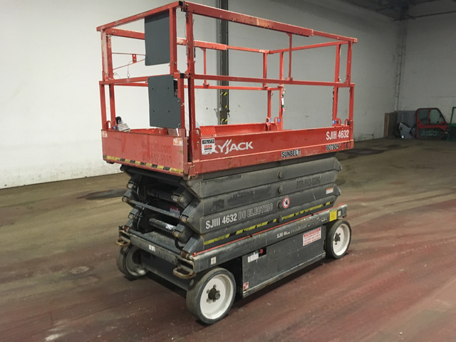 2012 Skyjack SJIII 4632 Electric Scissor Lift