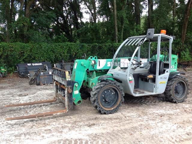 2012 Terex/Genie GTH5519 Telehandler