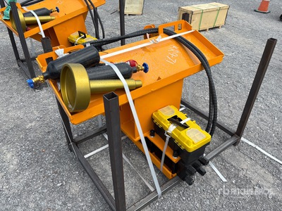 2026 GIYI GY-AD680 Hincapostes para Minicargadora (Unused)