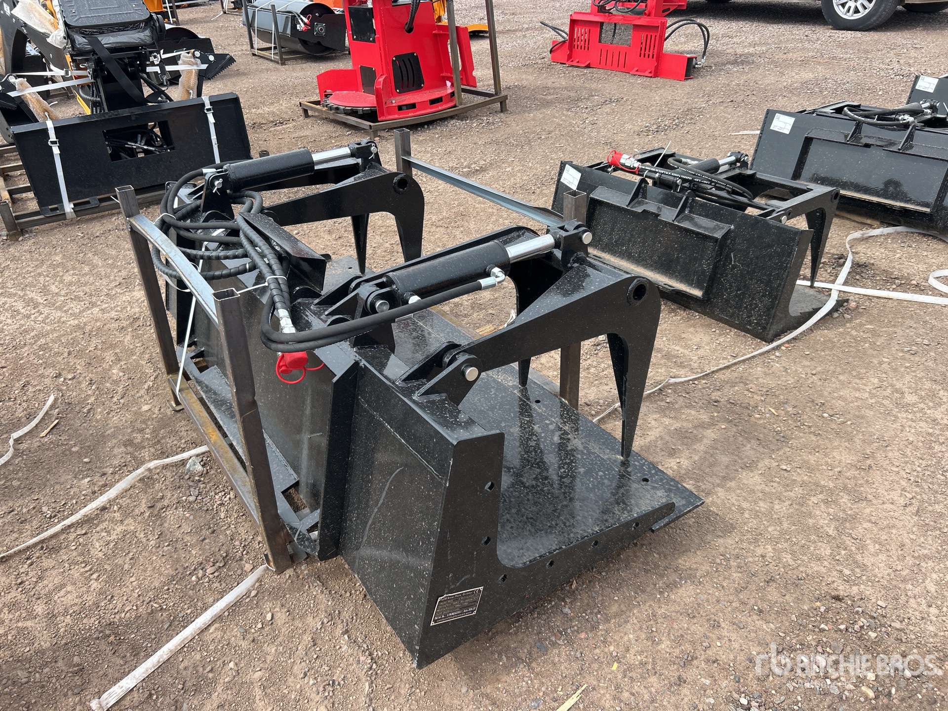 2026 GIYI GY-PG72 Skid Steer Grapple (Unused)