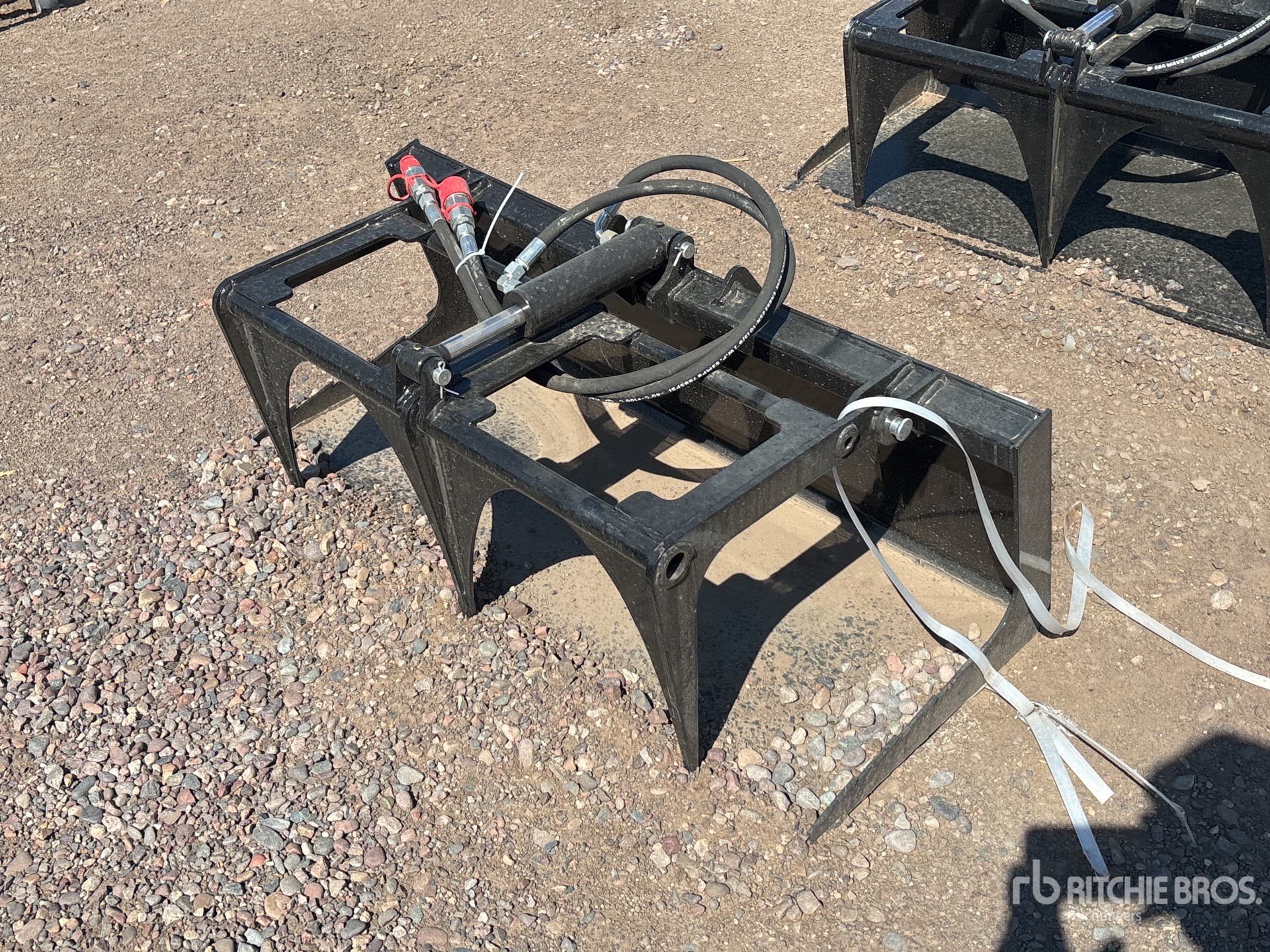 2026 GIYI GY-X PG44 44 in General Purpose Mini Skid Steer Grapple (Unused)
