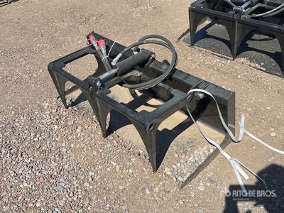 2026 GIYI GY-X PG44 44 in General Purpose Mini Skid Steer Grapple (Unused)