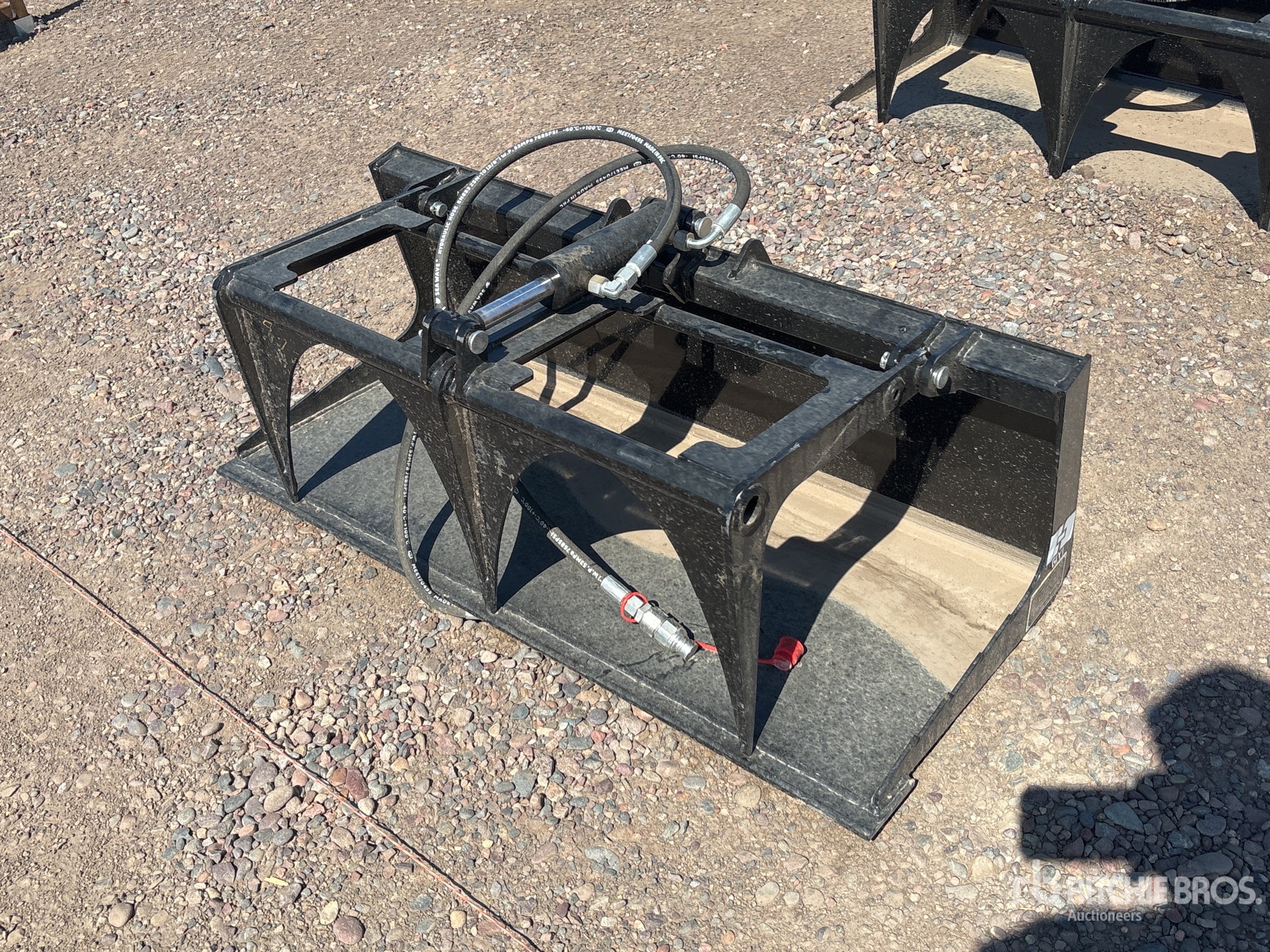 2026 GIYI GY-X PG44 44 in General Purpose Mini Skid Steer Grapple (Unused)