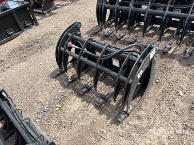 2026 GIYI GY-MCLG60 42 in Log Mini Skid Steer Grapple (Unused)