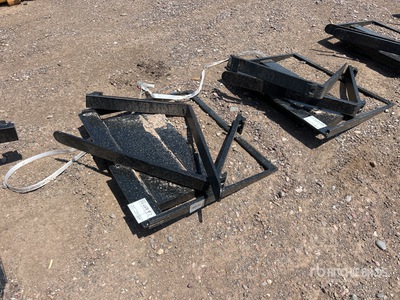 2026 GIYI GY-XHC Mini Skid Steer Forks (Unused)