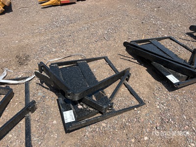 2026 GIYI GY-XHC Mini Skid Steer Forks (Unused)