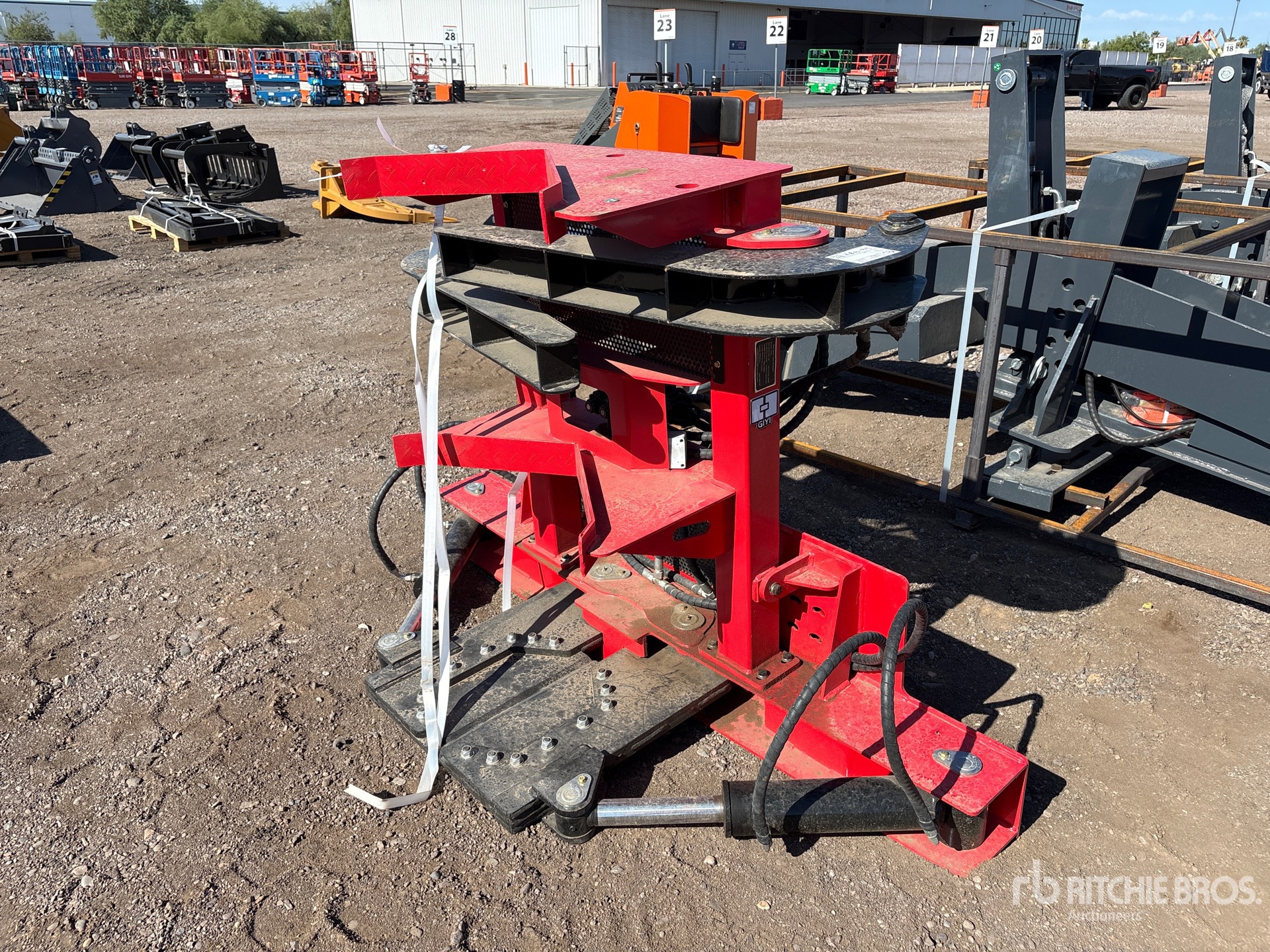2026 GIYI GY-TS75 29 in Skid Steer Tree Shear (Unused)