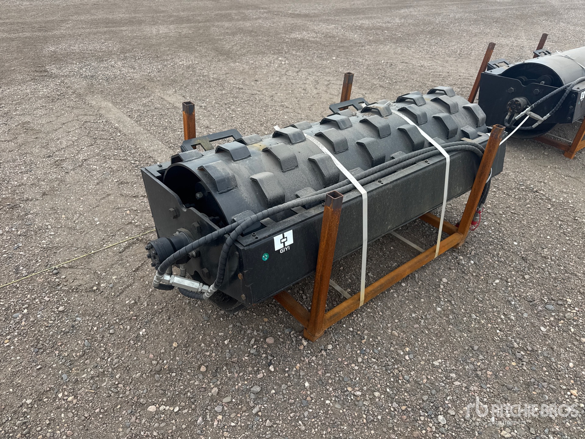 2026 GIYI GY-CW70 59 in Padfoot Skid Steer Vibratory Roller (Unused)