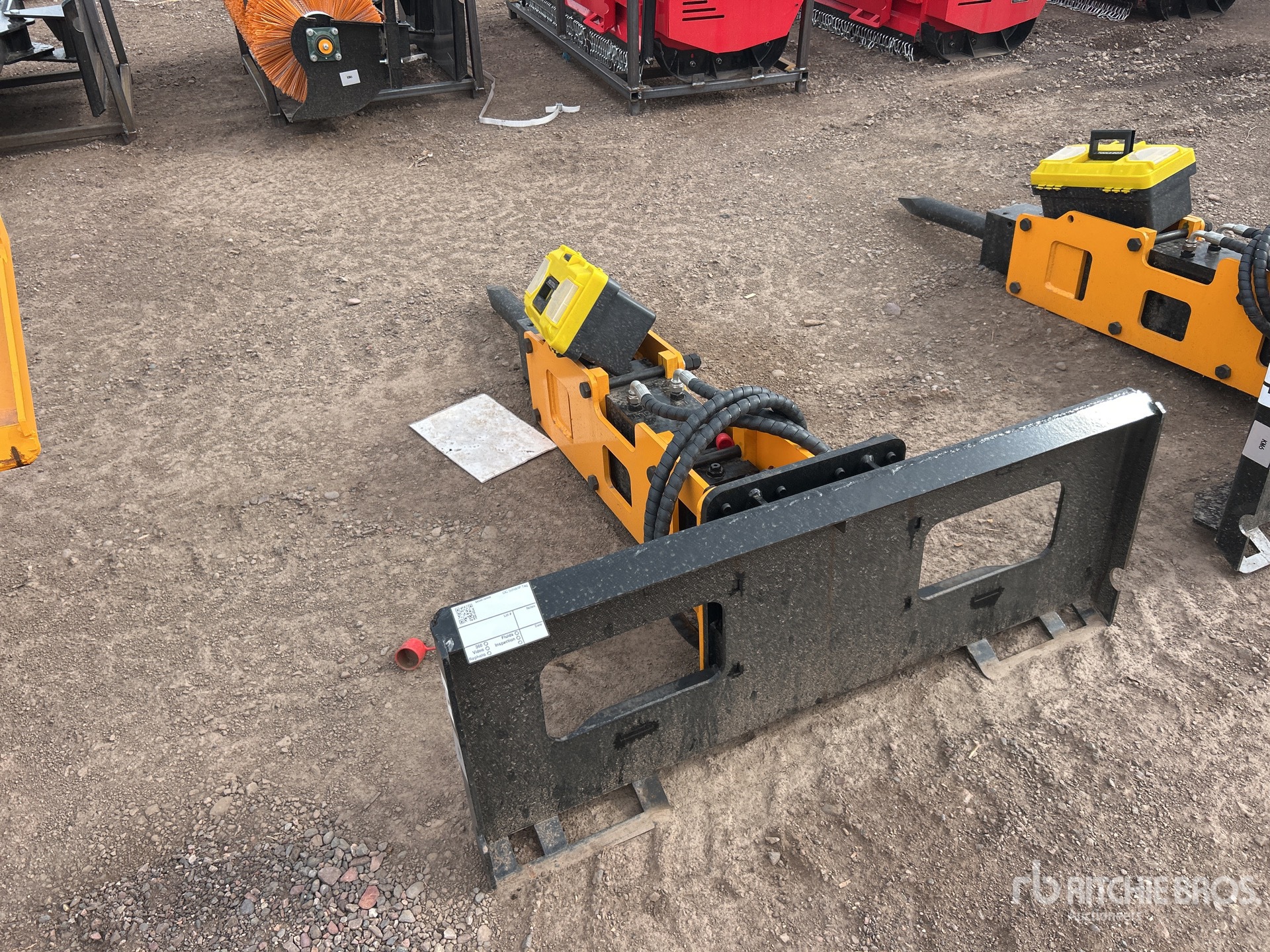 2026 GIYI GY-P680 Skid Steer Breaker (Unused)