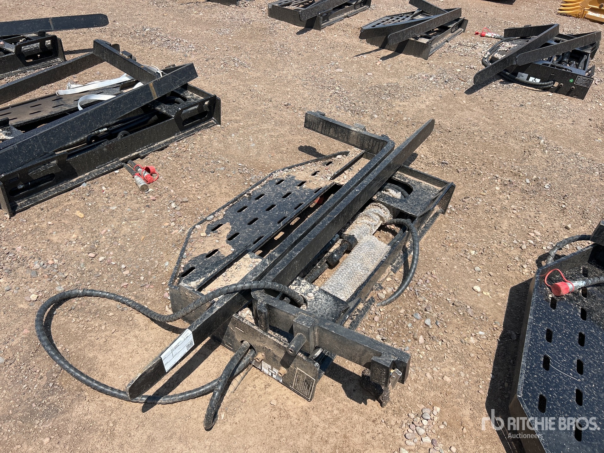 2026 GIYI GY-SF60 60 in Skid Steer Forks (Unused)