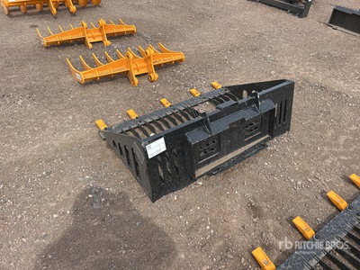 2026 GIYI GY-RB44 Skeleton Mini Skid Steer Bucket (Unused)