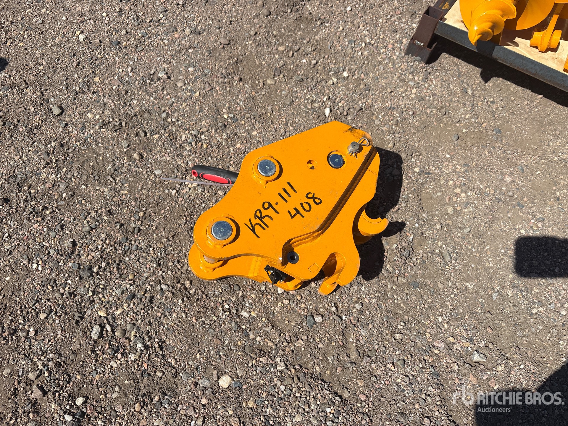 2026 GIYI GY-K302 6 in Attacco rapido per escavatore - Fits Cat 302 (Unused)