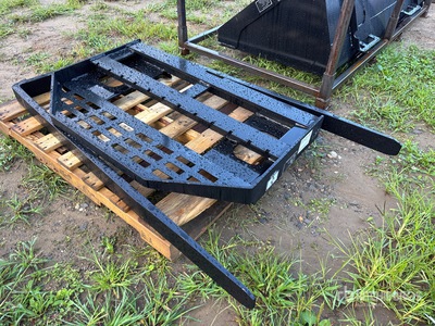 2026 GIYI GY-DHC 60 in Skid Steer Forks (Unused)