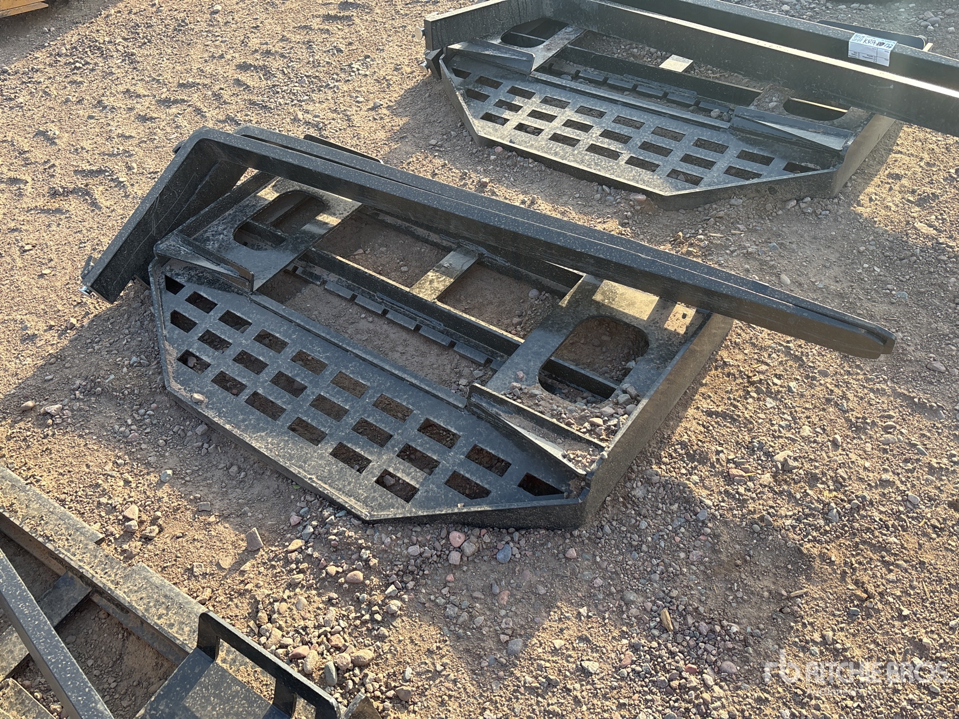 2026 GIYI GY-DHC 60 in Skid Steer Forks (Unused)