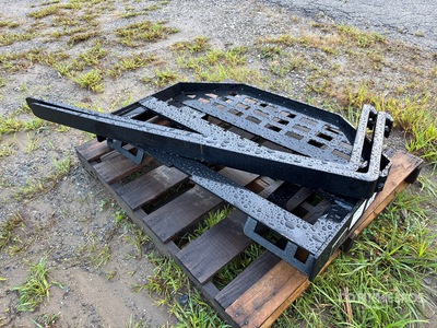 2026 GIYI GY-DHC 60 in Skid Steer Forks (Unused)
