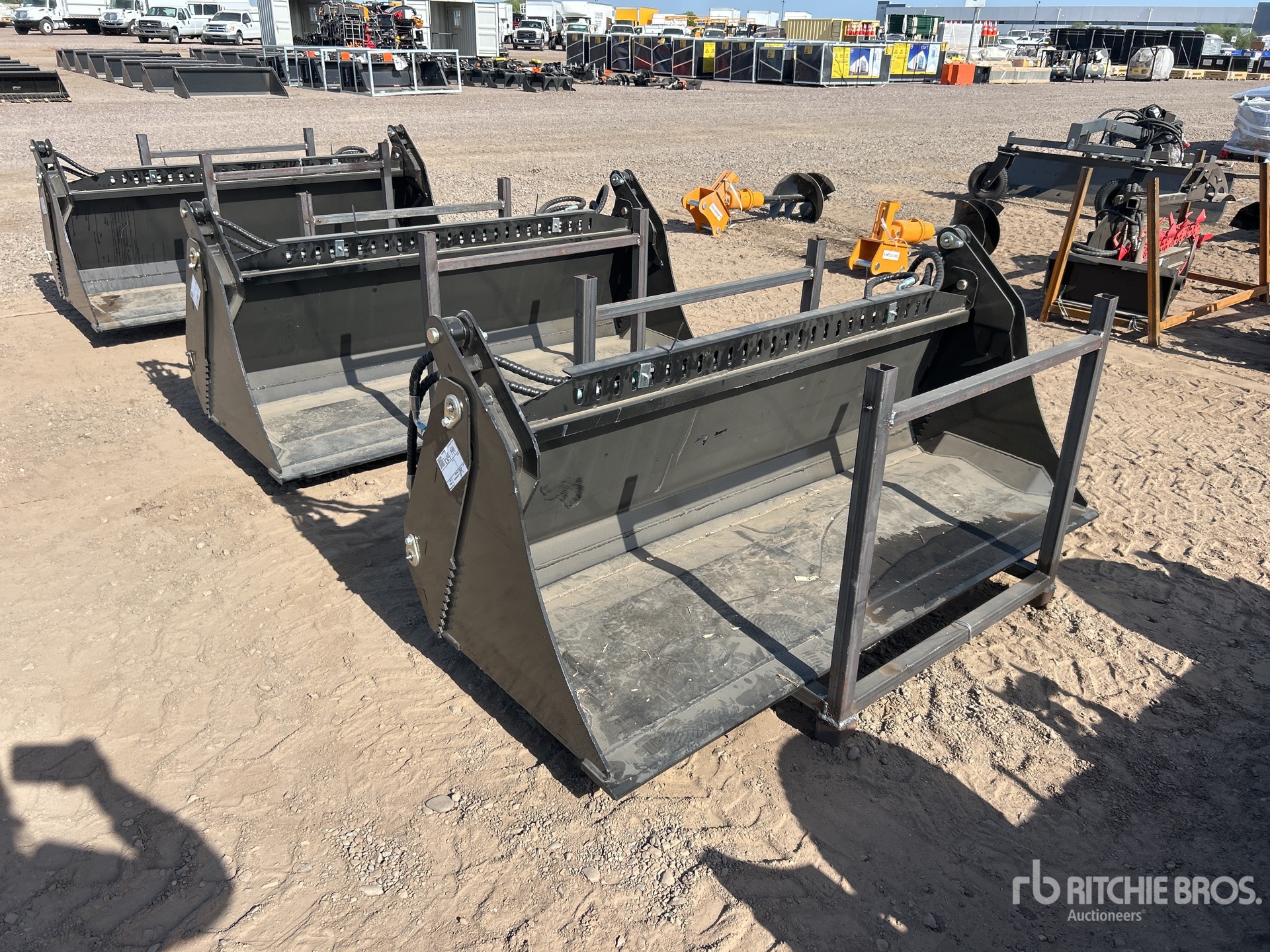 2026 GIYI GY-KH72 72 in Multi-Purpose Skid Steer Bucket (Unused)