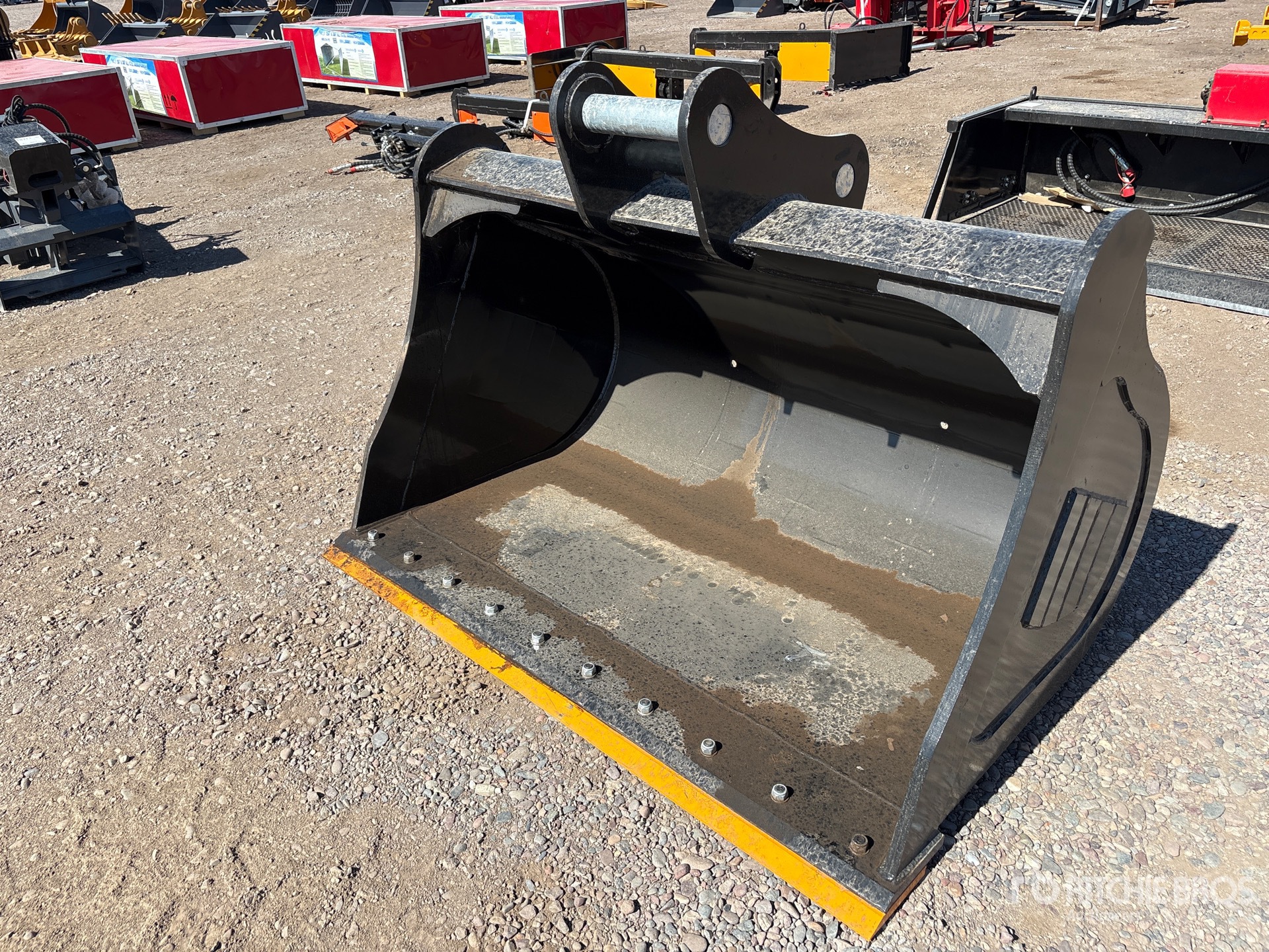 2026 GIYI T12 60 in Excavator Bucket (Unused)