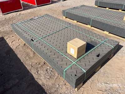 Quantity of (12) 2026 SKLP SK-LJB12 Polyethylene Sheet Ground Protection Mats その他 - 店舗 & 倉庫 (Unused)