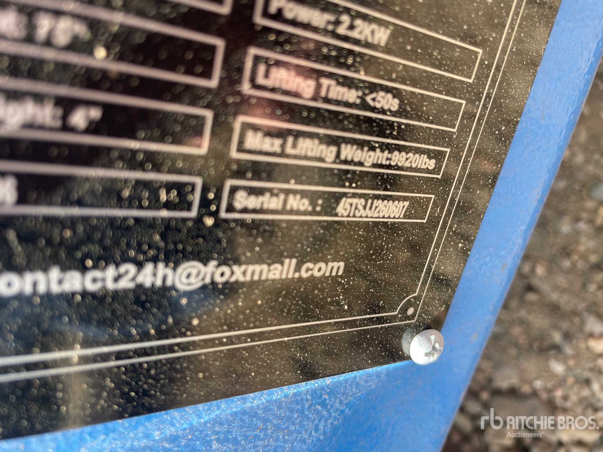 2026 Future FT45T Vehicle Lifts (Unused)