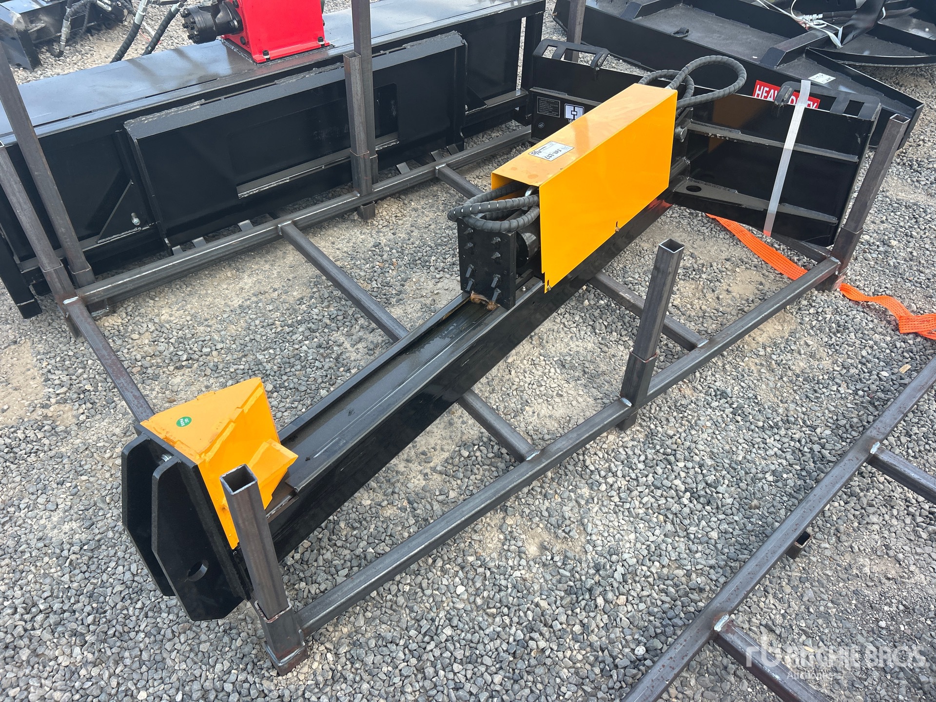 2026 GIYI GY-HLS82 Skid Steer Log Splitter (Unused)
