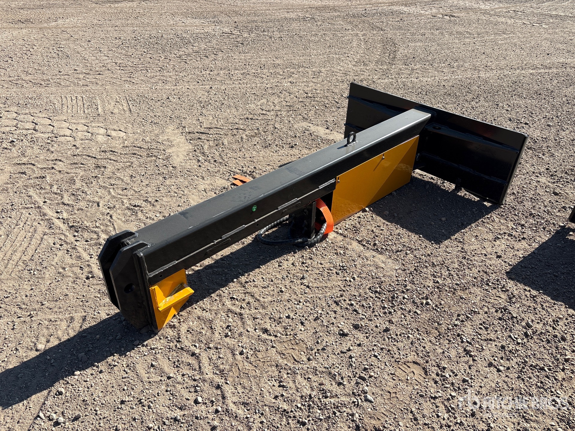 2026 Future FT-HLS82 80 in Skid Steer Log Splitter (Unused)