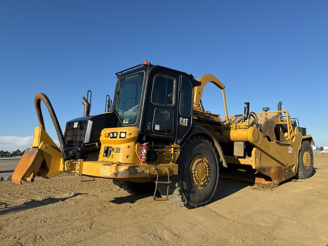 2015 Cat 627K Motor Scraper